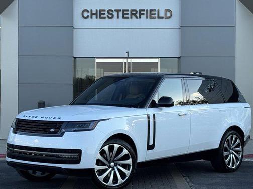 2025 Land Rover Range Rover P400 SE 7 Seat