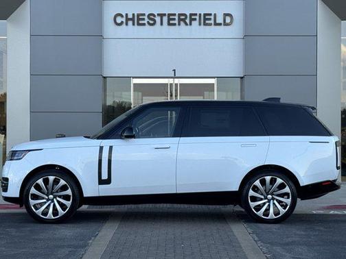 2025 Land Rover Range Rover P400 SE 7 Seat