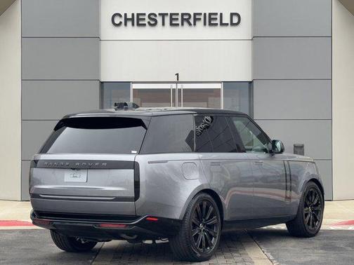 2025 Land Rover Range Rover P400 SE