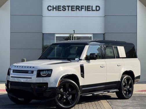 Borasco Grey Metallic 2026 Land Rover Defender X-Dynamic SE