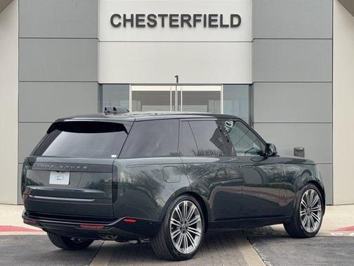 2025 Land Rover Range Rover P530 SE