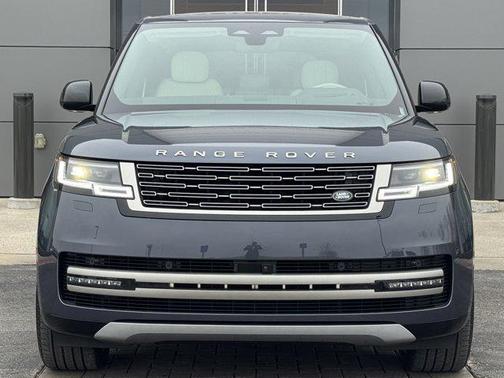 2026 Land Rover Range Rover SE