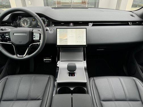 2025 Land Rover Range Rover Evoque Dynamic SE