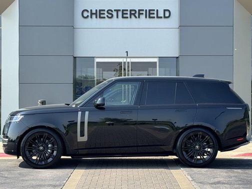 2025 Land Rover Range Rover P400 SE