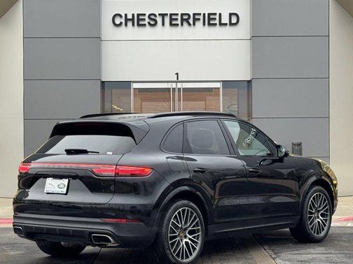 Black 2023 Porsche Cayenne Platinum Edition