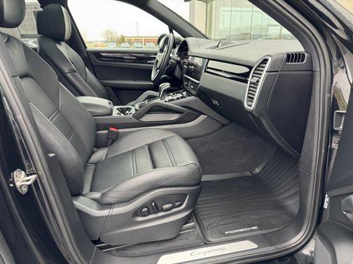 Black 2023 Porsche Cayenne Platinum Edition