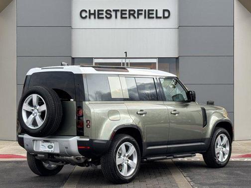 2025 Land Rover Defender 110 P300