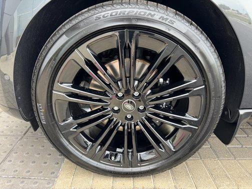 2025 Land Rover Range Rover P400 SE 7 Seat