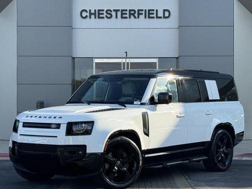 2025 Land Rover Defender 130 P400 X-Dynamic SE