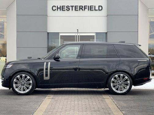 2025 Land Rover Range Rover SE