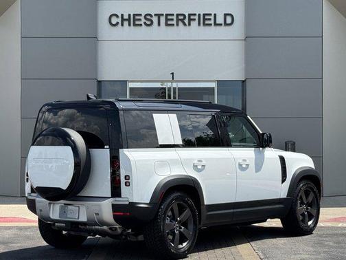 2025 Land Rover Defender 110 P400 S
