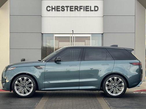 2026 Land Rover Range Rover Sport SE