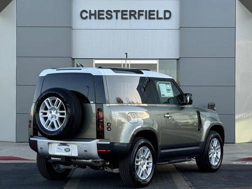 2025 Land Rover Defender S