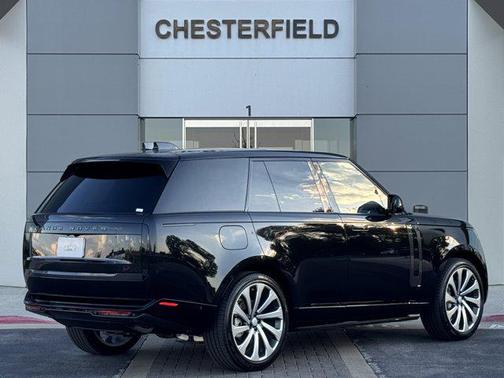 2025 Land Rover Range Rover P400 SE