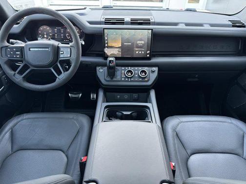 2023 Land Rover Defender 110 Carpathian Edition
