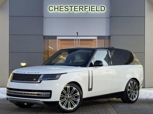 2025 Land Rover Range Rover SE