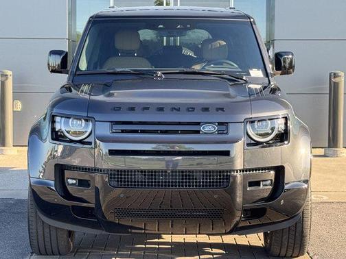 Carpathian Grey Premium Metallic 2026 Land Rover Defender V8