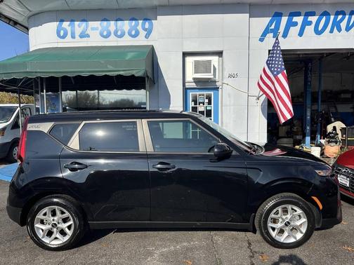 2020 Kia Soul S 4dr Crossover