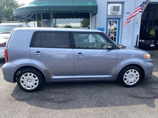 2012 Scion xB Release Series 9.0