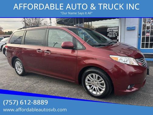 2011 Toyota Sienna XLE
