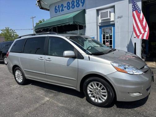 2008 Toyota Sienna XLE