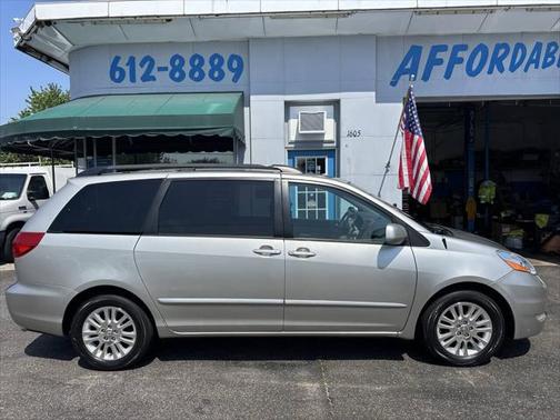 2008 Toyota Sienna XLE