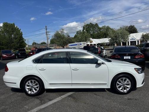 2016 Volkswagen Passat 1.8T S