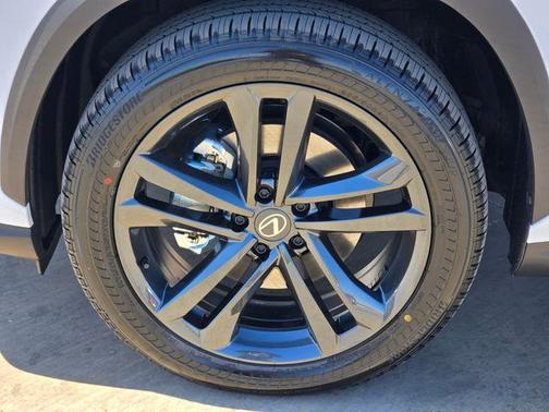 2026 Lexus NX 450h+ Luxury