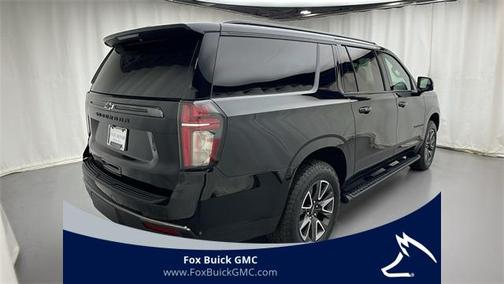 2022 Chevrolet Suburban 4WD Z71