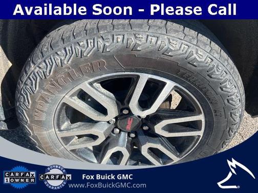 2023 GMC Yukon 4WD AT4