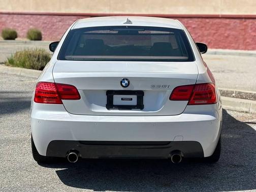 White 2013 BMW 335 335i 2dr Coupe