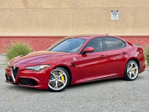 2018 Alfa Romeo Giulia Quadrifoglio