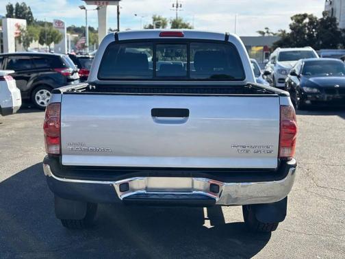 2005 Toyota Tacoma PreRunner Double Cab