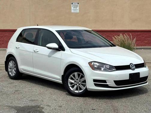 2016 Volkswagen Golf TSI S 4-Door