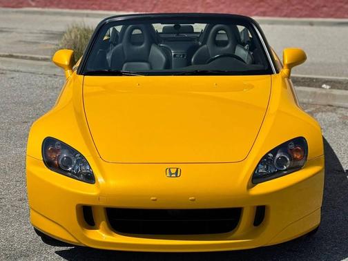 Rio Yellow Pearl 2004 Honda S2000 Base