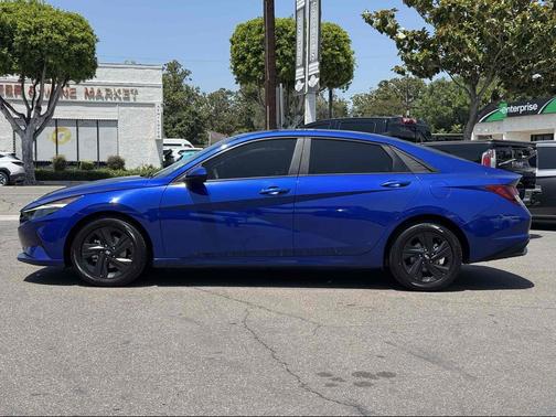 Intense Blue 2021 Hyundai ELANTRA SEL