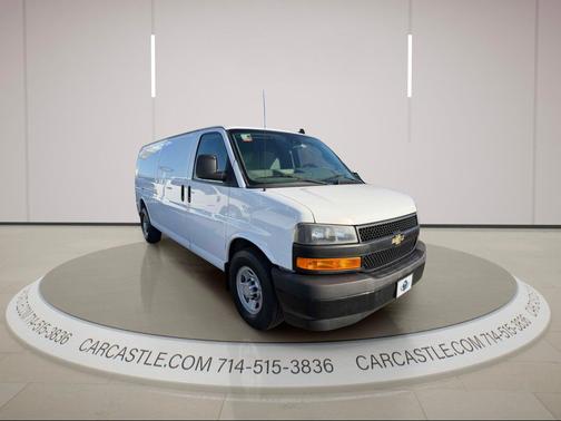 Summit White 2019 Chevrolet Express 3500 Work Van
