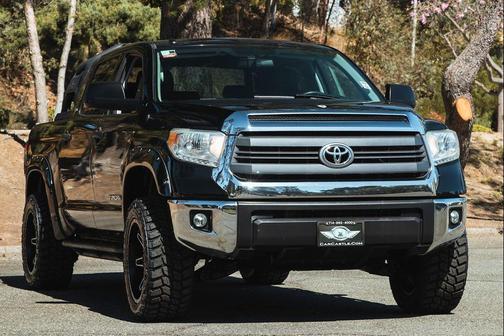 2014 Toyota Tundra SR5