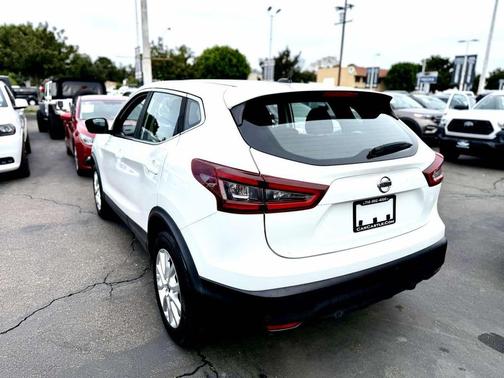 2021 Nissan Rogue Sport S