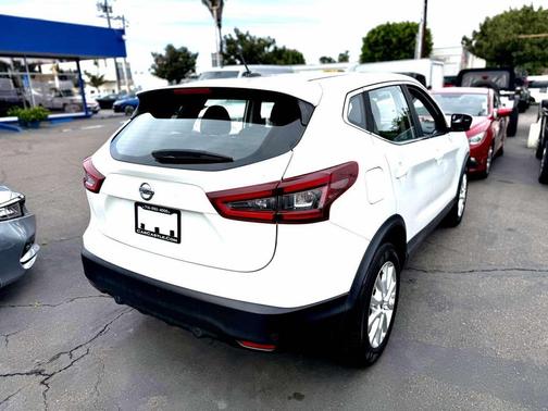 2021 Nissan Rogue Sport S