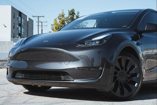 2025 Tesla Model Y Performance Dual Motor All-Wheel Drive