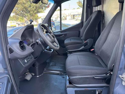 2019 Mercedes-Benz Sprinter 2500 High Roof
