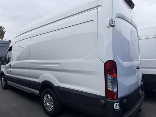 2022 Ford Transit-350 Base