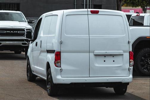 2017 Nissan NV200 SV