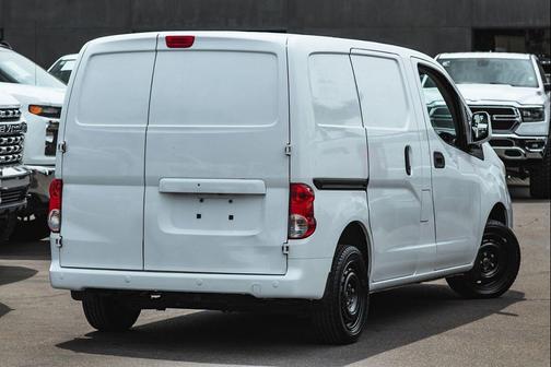 2017 Nissan NV200 SV