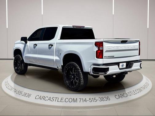 Summit White 2021 Chevrolet Silverado 1500 Custom