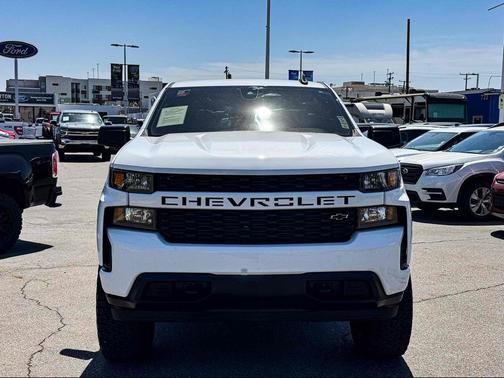 Summit White 2021 Chevrolet Silverado 1500 Custom