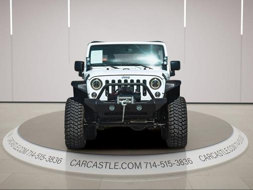 Bright White Clearcoat 2018 Jeep Wrangler JK Unlimited Sport