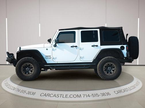 Bright White Clearcoat 2018 Jeep Wrangler JK Unlimited Sport