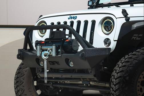 Bright White Clearcoat 2018 Jeep Wrangler JK Unlimited Sport